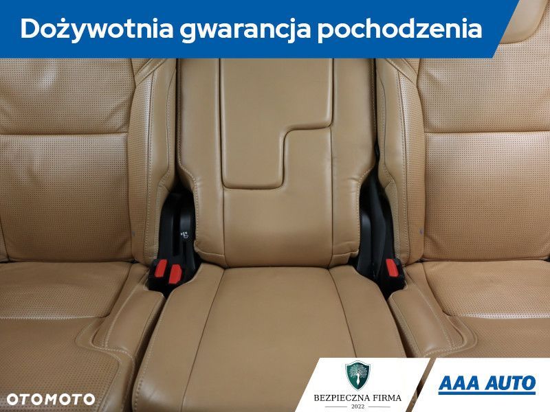 Volvo XC 90 - 12
