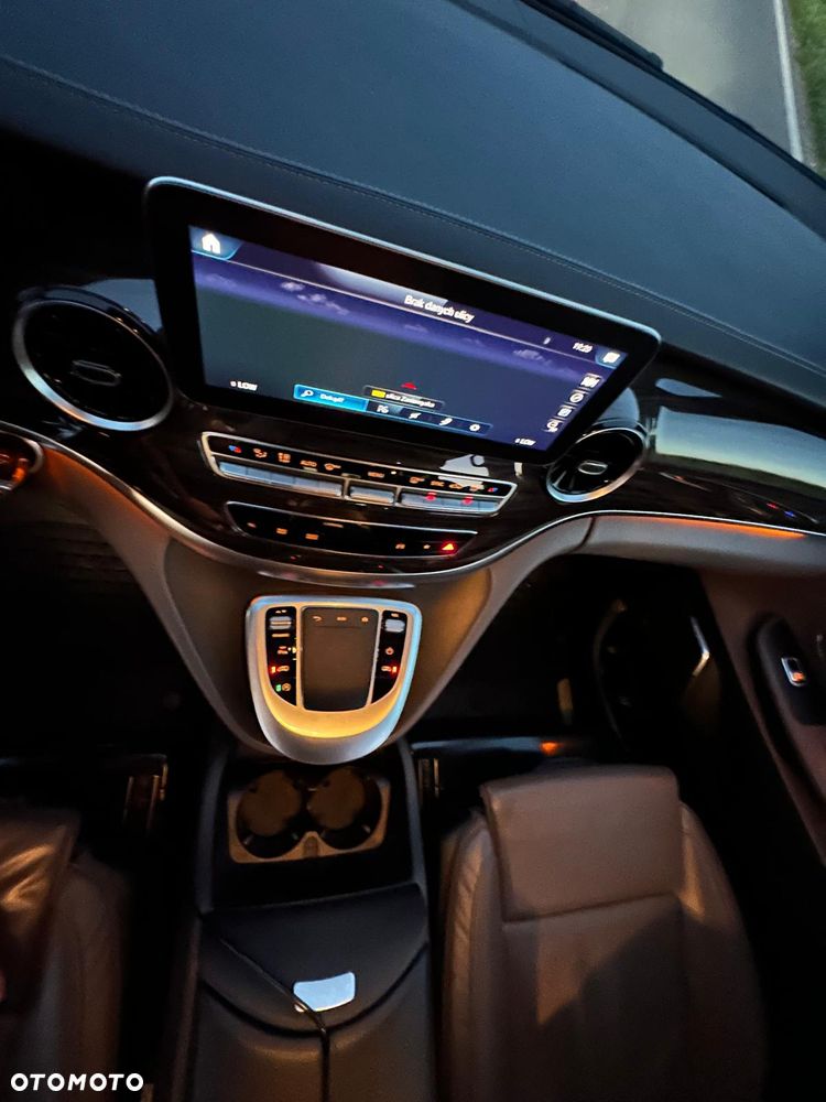 Mercedes-Benz Klasa V 300 d 9G-Tronic Avantgarde (ekstra dł) - 14