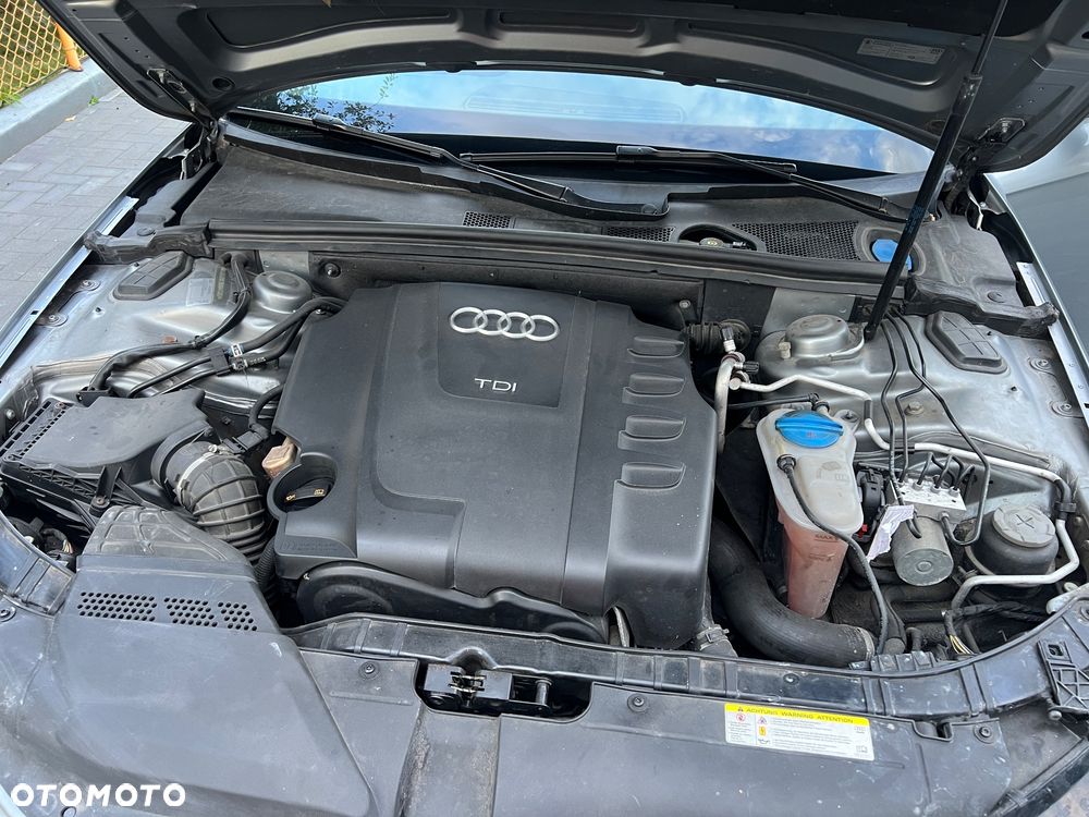 Audi A4 Avant 2.0 TDI - 26