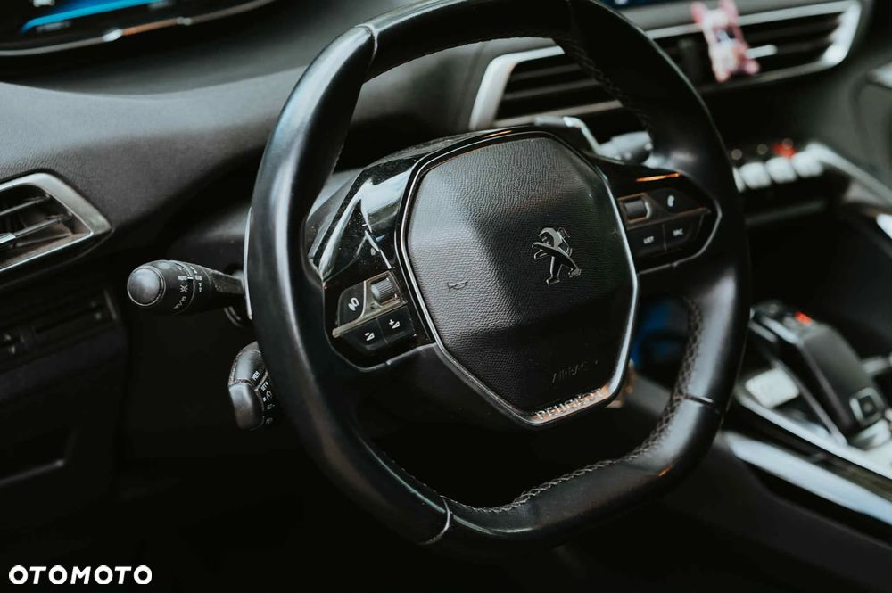 Peugeot 3008 BlueHDi 130 Stop & Start EAT8 Allure - 9