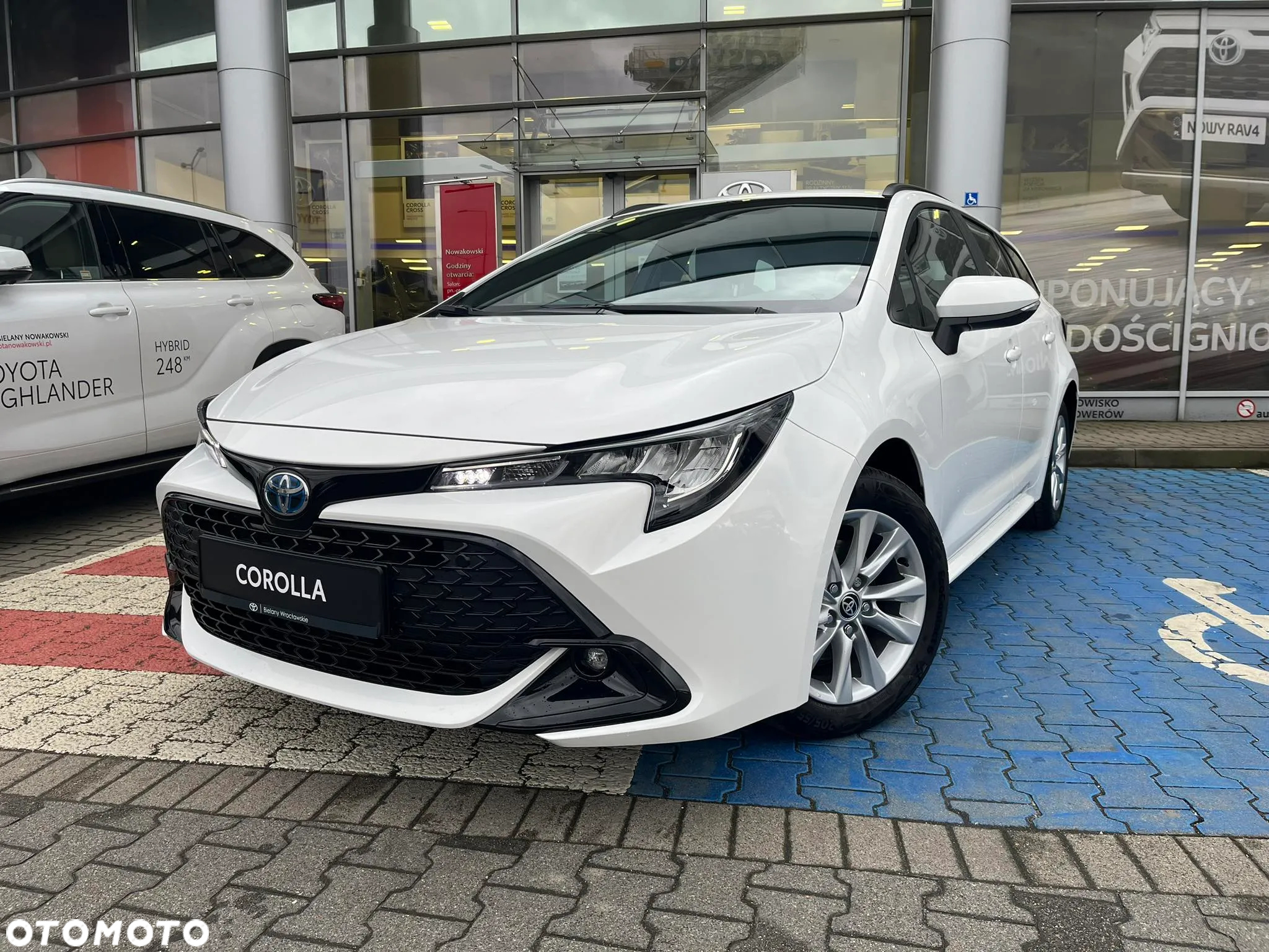 Toyota Corolla 1.8 Hybrid Comfort - 2