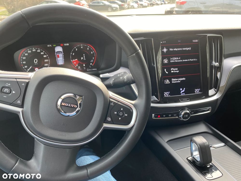 Volvo V60 B3 B Momentum Core - 26