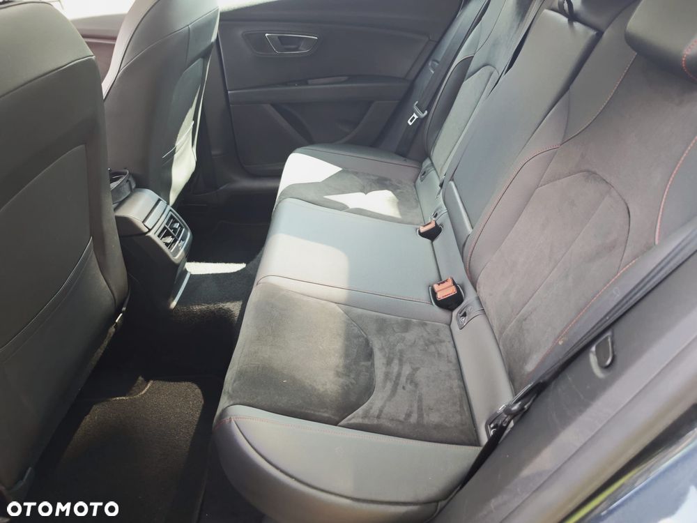 Seat Leon 2.0 TDI FR Black S&S DSG - 12
