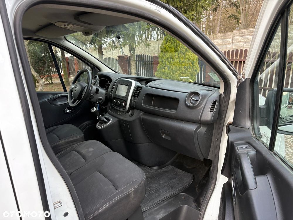 Renault Trafic - 19