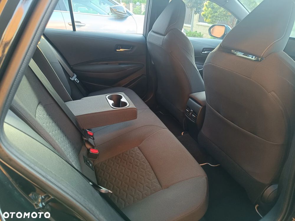 Toyota Corolla 1.8 Hybrid GPF Comfort - 8