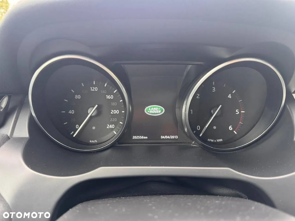 Land Rover Range Rover Evoque - 16