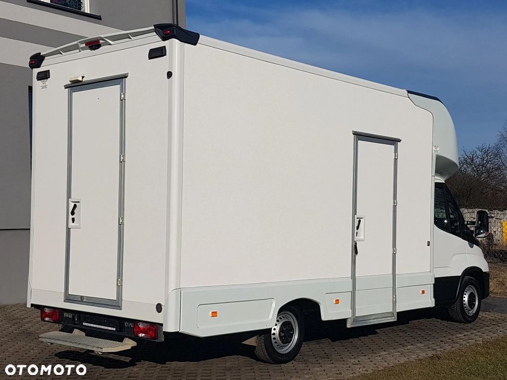 Iveco DAILY KONTENER NISKOPODŁOGOWY 4,43x2,23x2,42 SKLEP FOODTRUCK BAR KLIMA KONIOWÓZ KAMPER - 4
