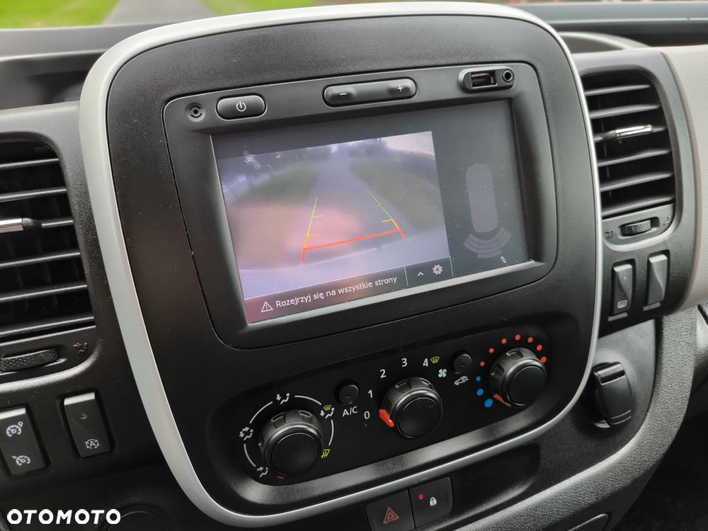 Renault Trafic LONG - 27