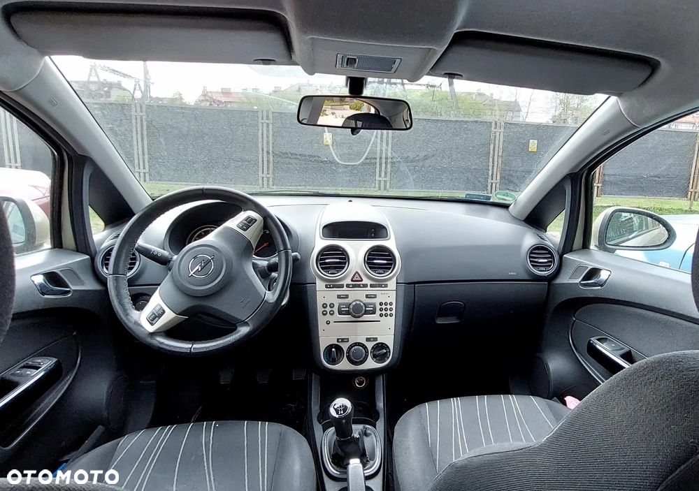 Opel Corsa - 7