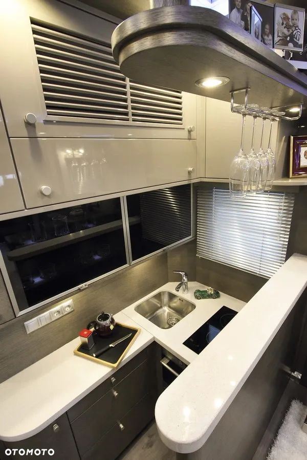 Mercedes-Benz Actros Giga Space 2545 Interhorse PopUp/PopOut - 7