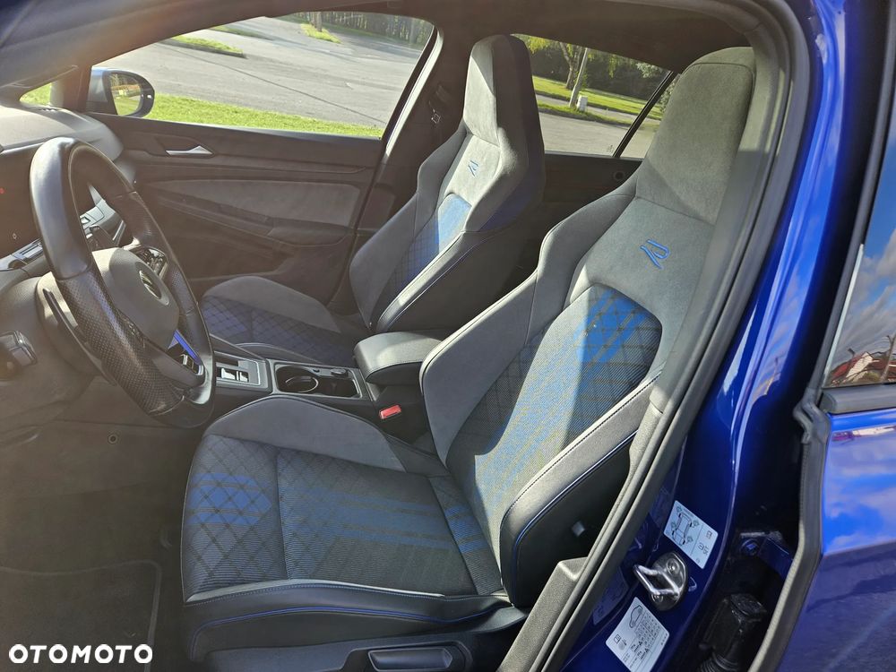Volkswagen Golf VIII 2.0 TSI 4Motion R DSG - 7