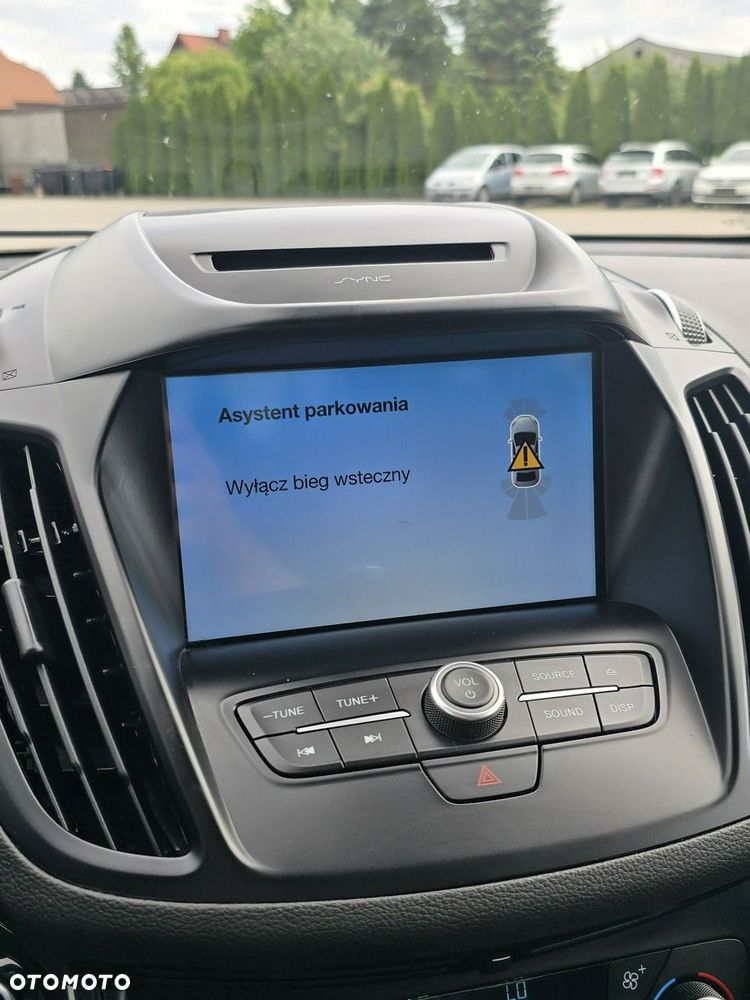 Ford Kuga - 37