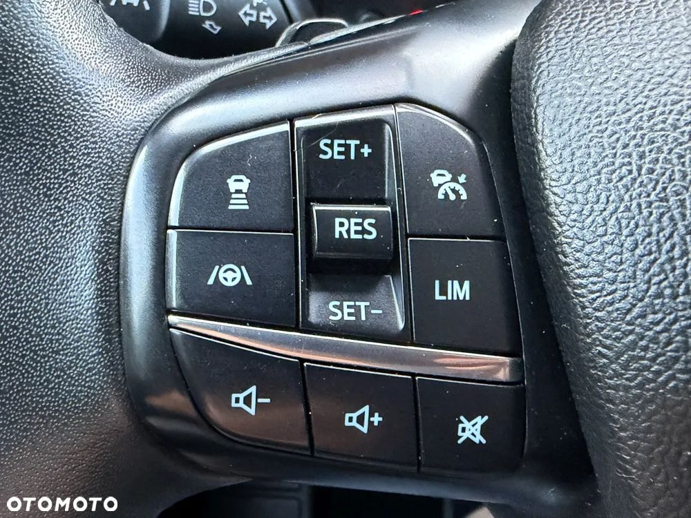 Ford Focus 1.5 EcoBlue Start-Stopp-System TITANIUM DESIGN - 31