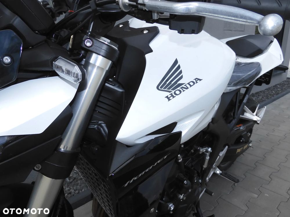 Honda Hornet - 26
