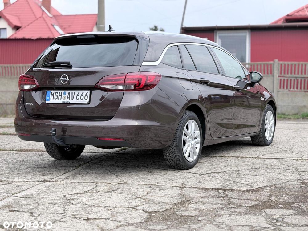 Opel Astra - 4