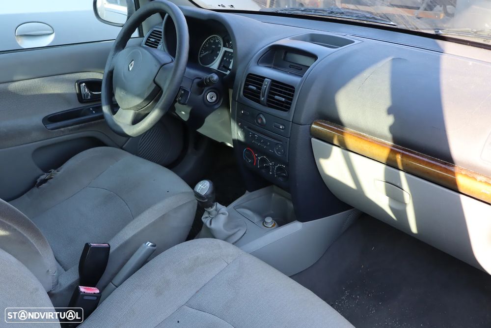 Renault Clio - 5