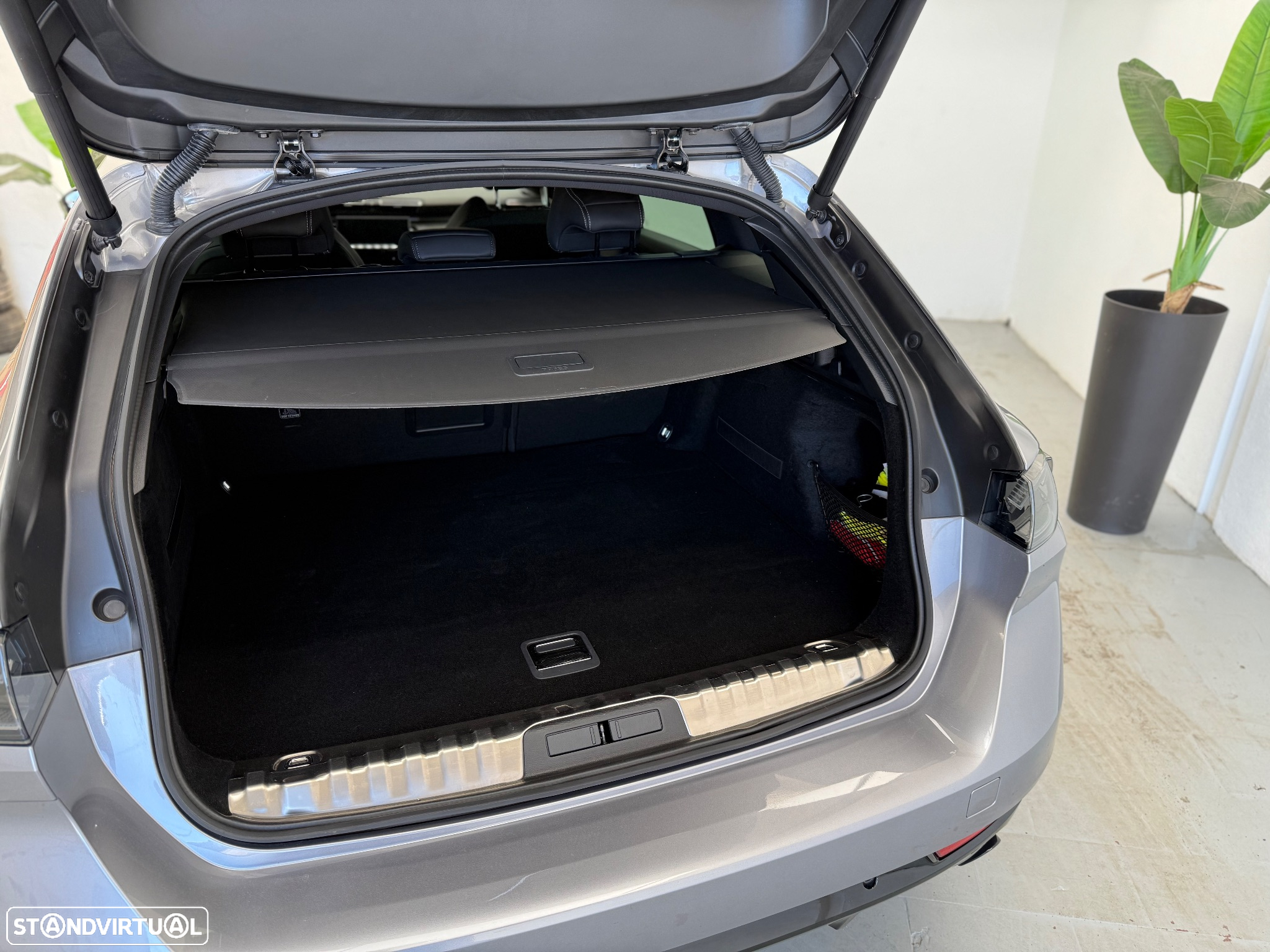 Peugeot 508 SW 1.6 Hybrid Allure Pack e-EAT8 - 23