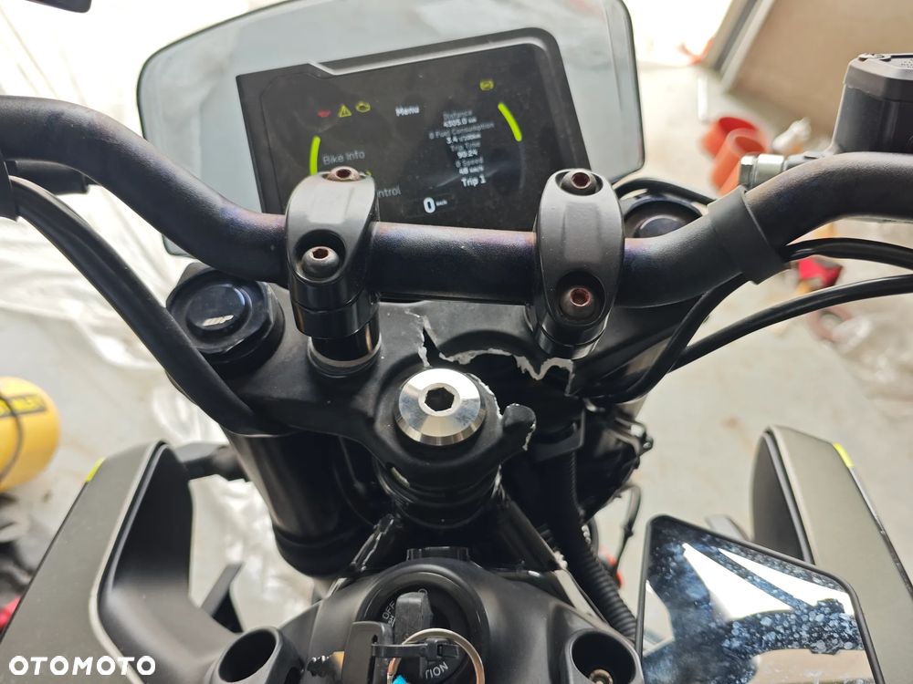 Husqvarna Svartpilen - 6