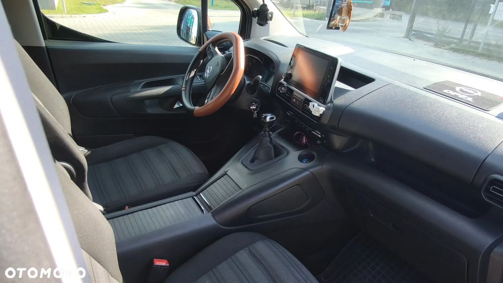 Opel Combo XL 1.2 Turbo Enjoy S&S - 10