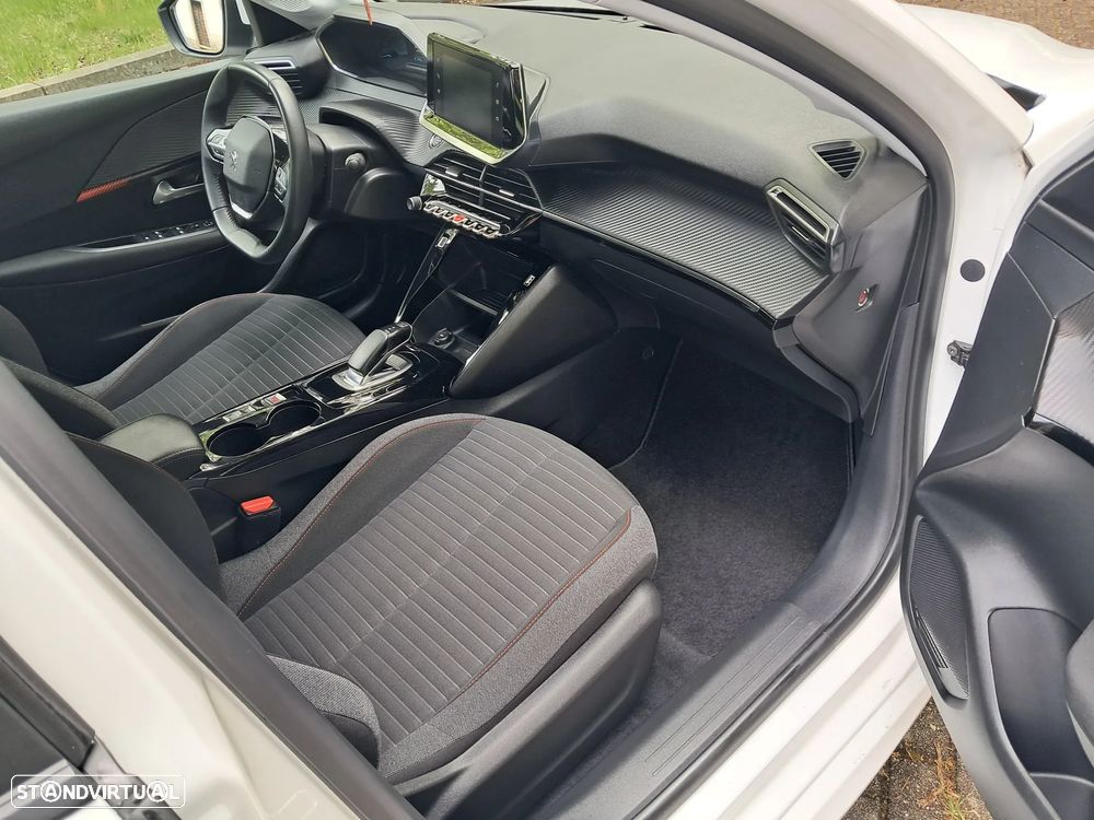 Peugeot e-208 Allure Pack - 10