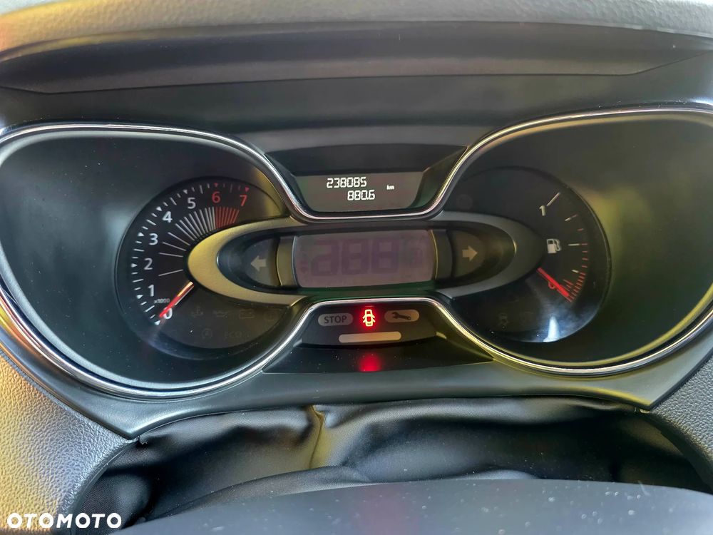 Renault Captur - 36