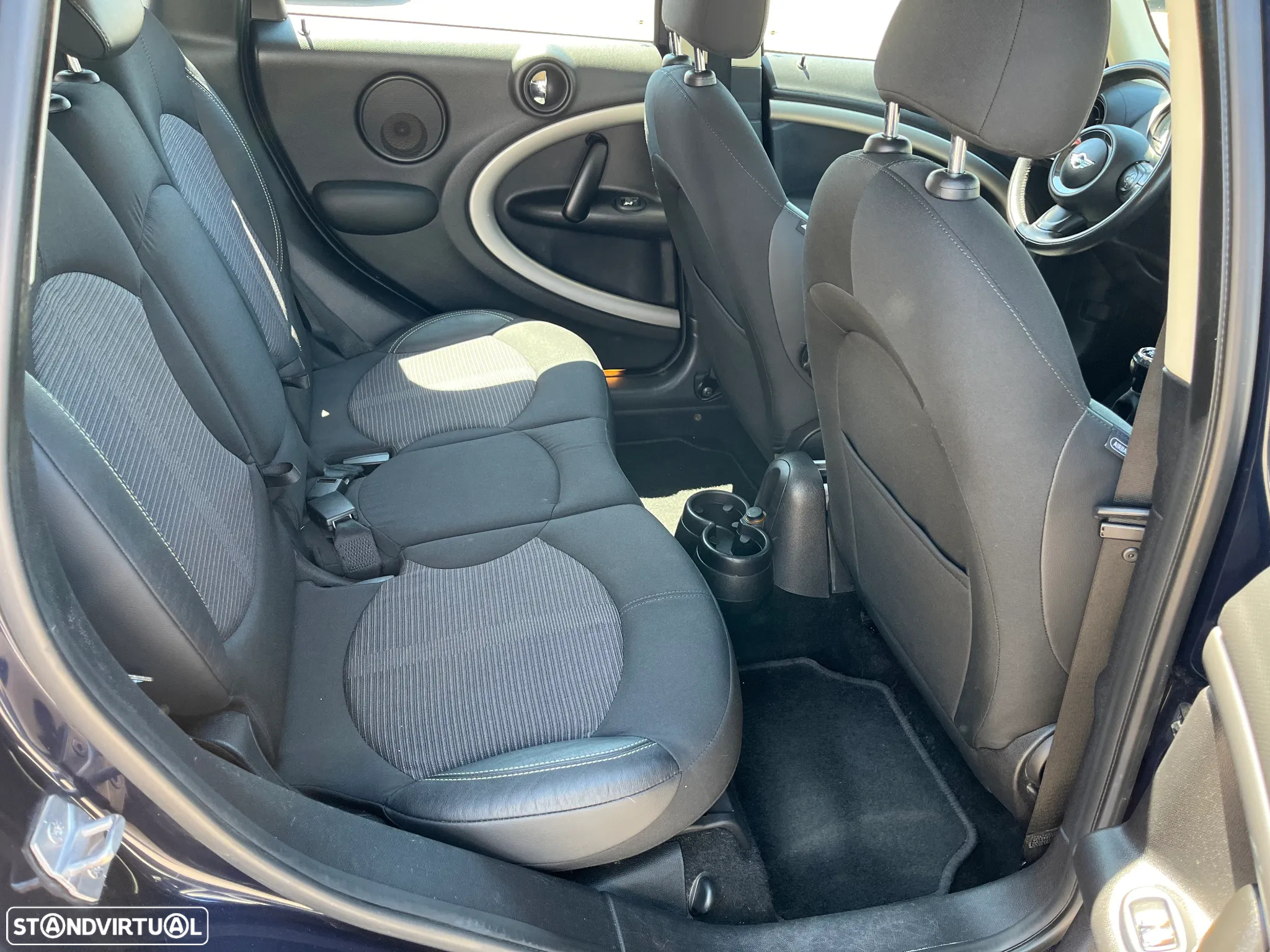MINI Countryman Cooper D - 16