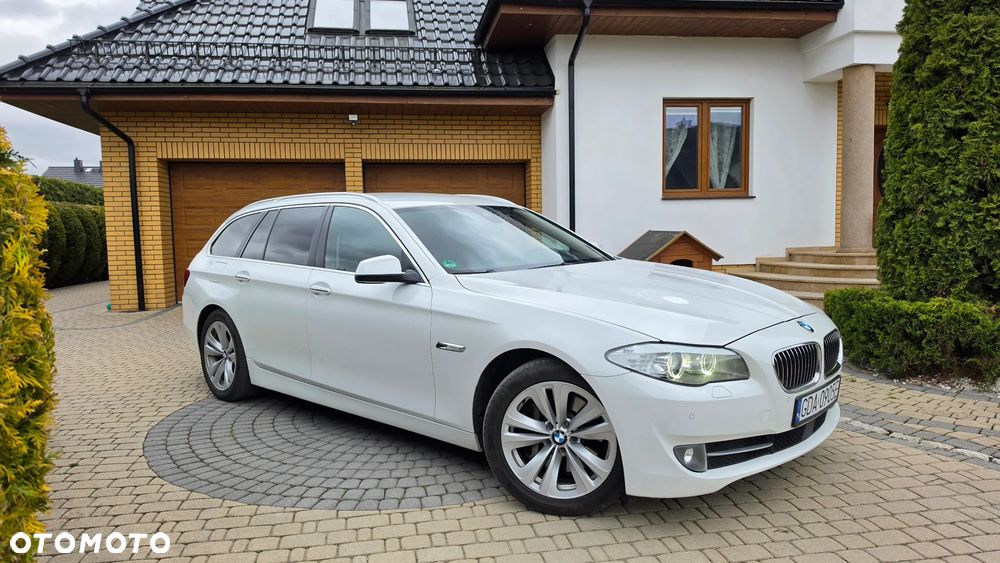 BMW Seria 5 530d xDrive Luxury Line - 2