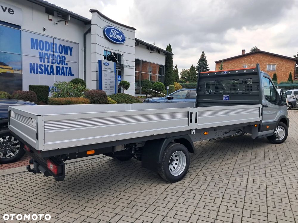 Ford Transit - 11