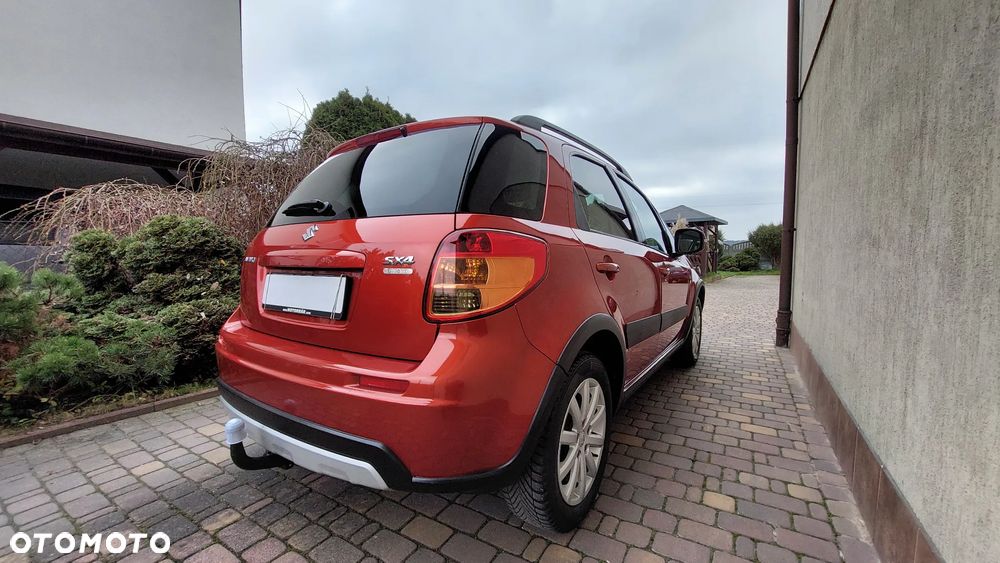 Suzuki SX4 1.6 Premium - 8