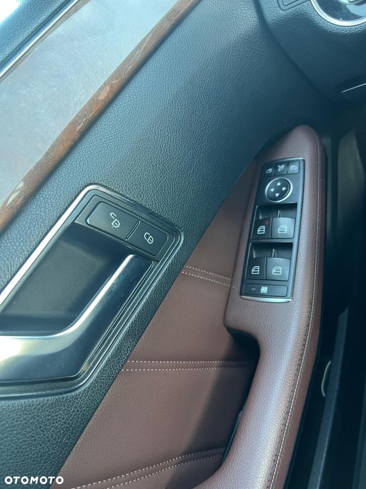 Mercedes-Benz Klasa E 220 BlueTEC BlueEFFICIENCY 7G-TRONIC Edition Avantgarde - 21