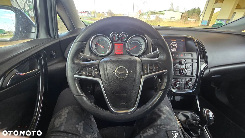 Opel Astra 1.7 CDTI DPF ecoFLEX Start/Stop 150 Jahre - 37