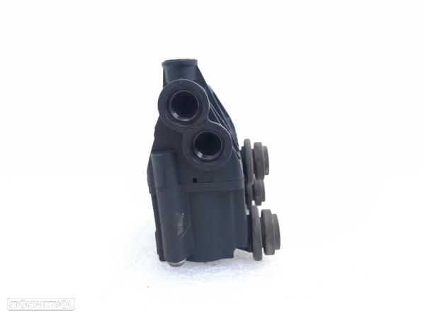 Valvula Land Rover Range Rover Sport (L320) - 4