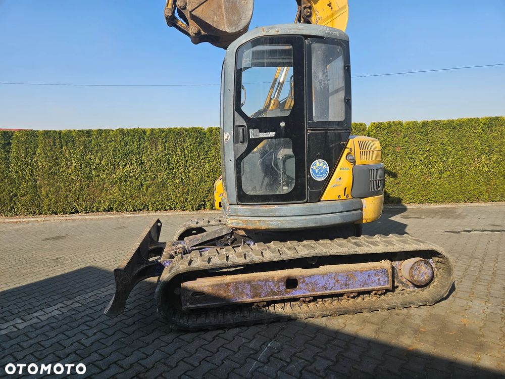 Komatsu PC75uu - 5