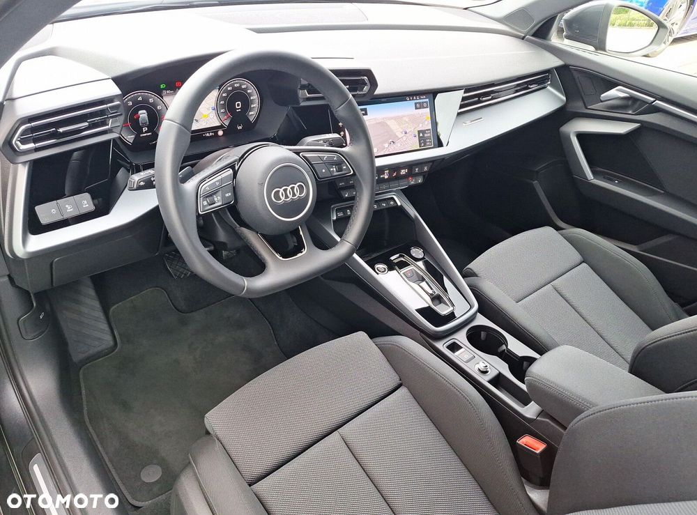 Audi A3 Sportback - 11