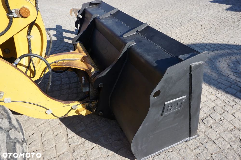 Caterpillar 906 H2, z Niemiec - 8