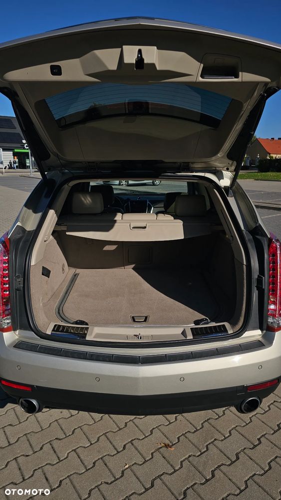 Cadillac SRX 3.6 V6 AWD Sport Luxury - 25