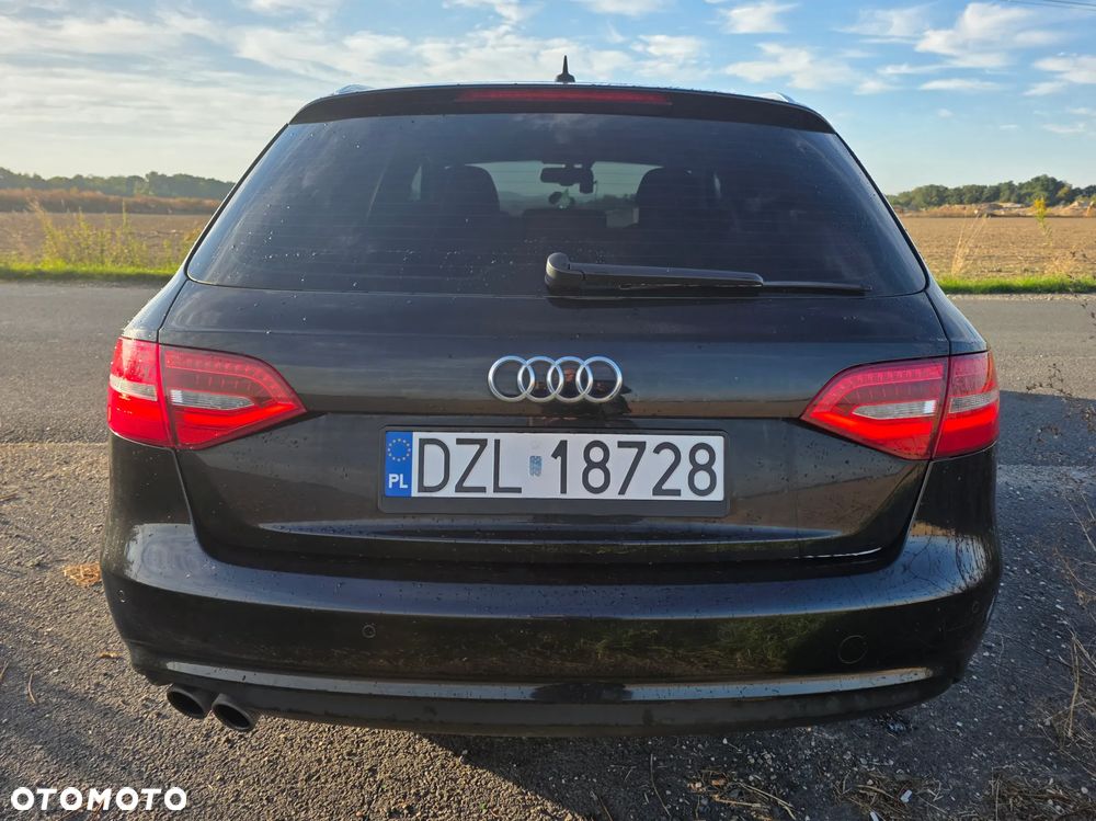 Audi A4 Avant 2.0 TDI - 8