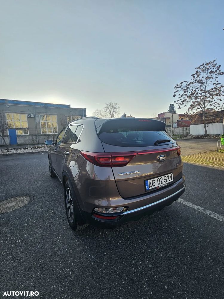 Kia Sportage 1.6 GDI 6MT 4x2 Style - 4