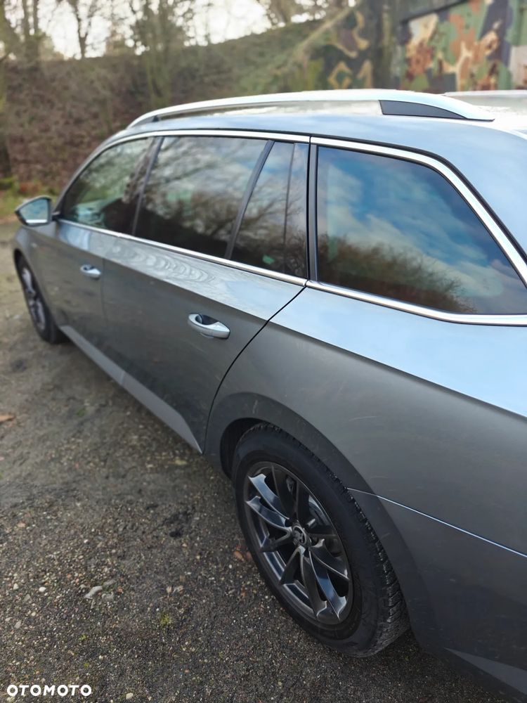 Skoda Superb 2.0 TSI L&K DSG - 5