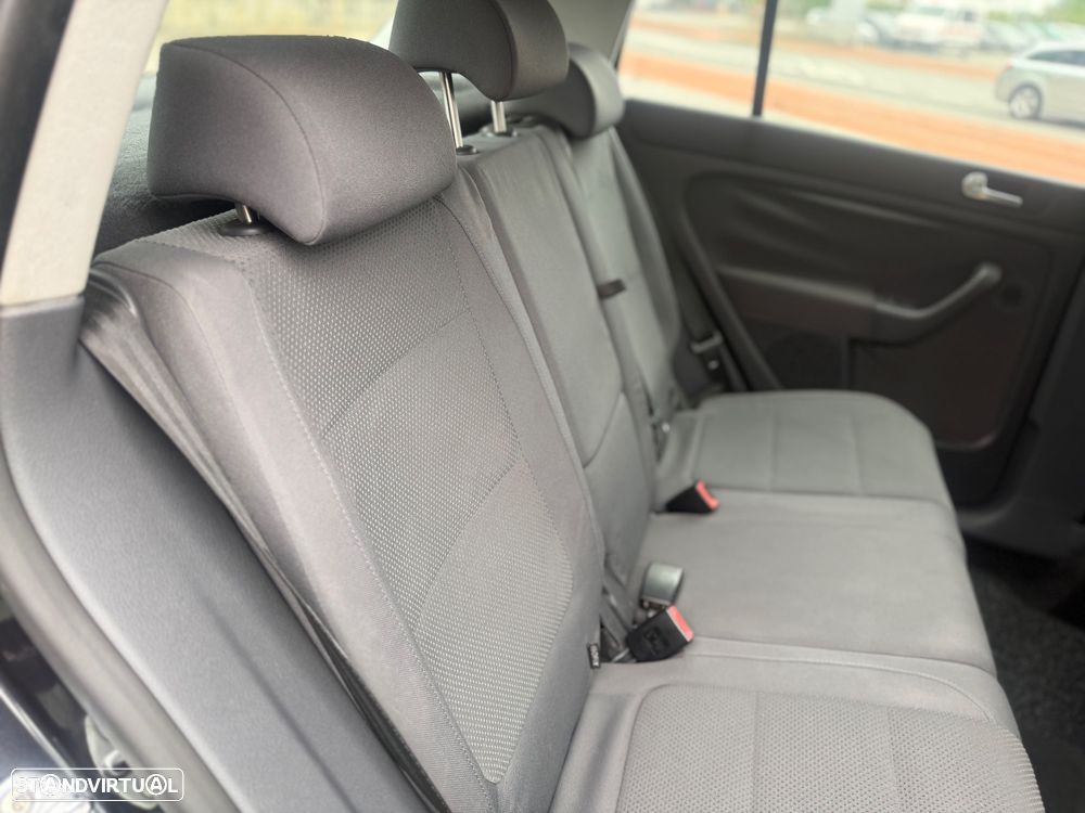 VW Golf Plus 1.9 TDi Trendline AC - 22