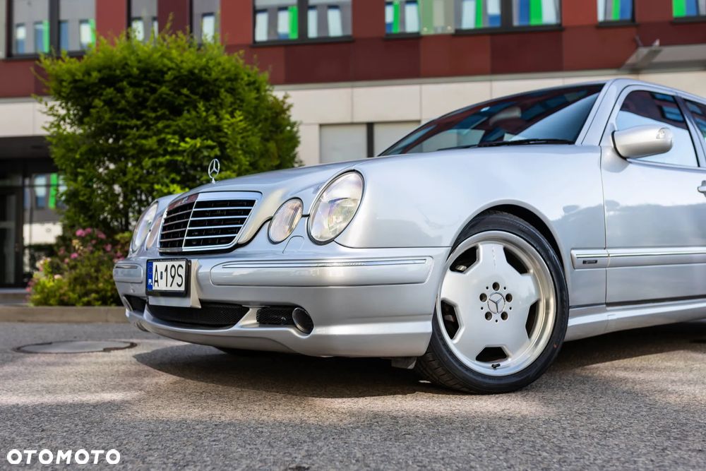 Mercedes-Benz Klasa E - 2