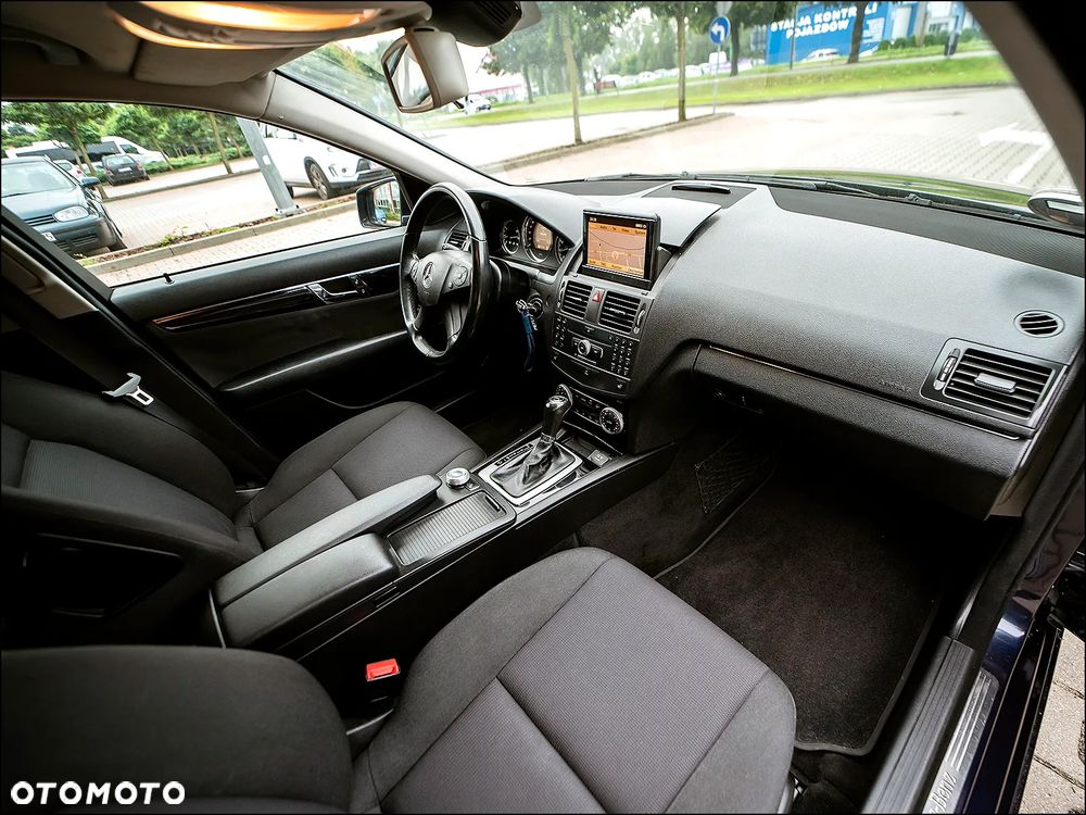 Mercedes-Benz Klasa C - 16