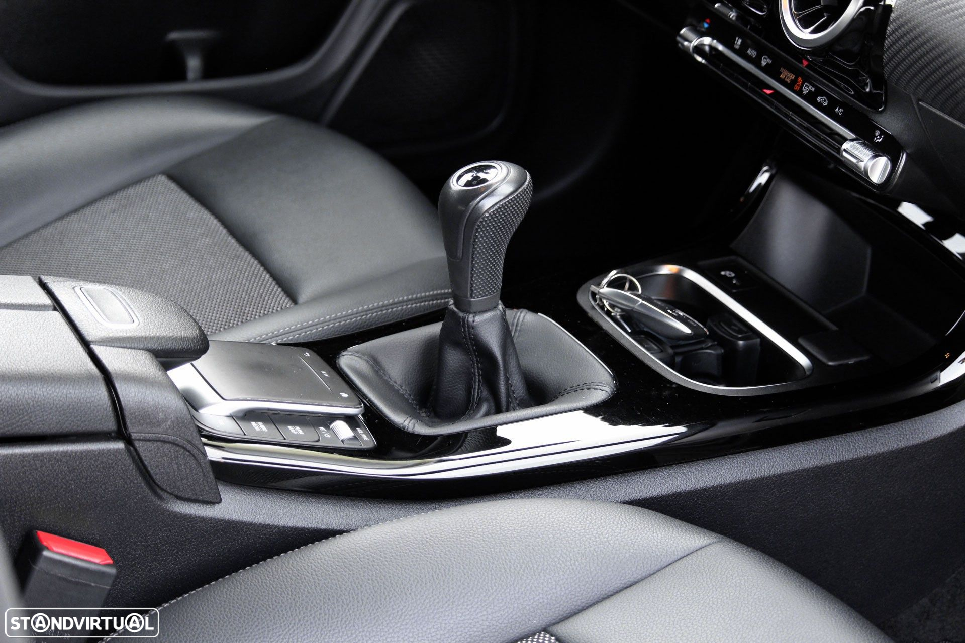Mercedes-Benz CLA 180 - 20