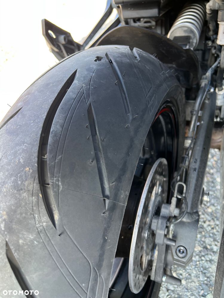 Kawasaki Ninja 1000 SX - 18