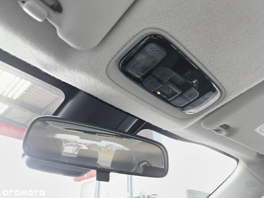 Toyota Yaris Hybrid 1.5 Comfort - 28