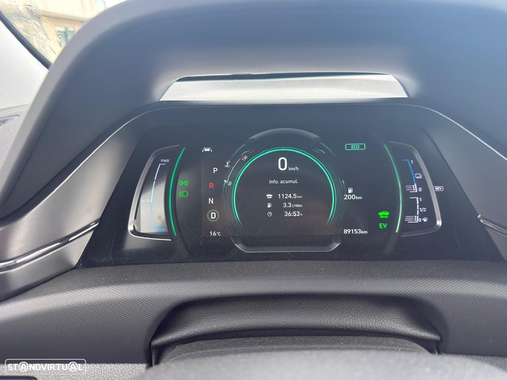 Hyundai Ioniq 1.6 GDI PHEV Pack Plus - 23