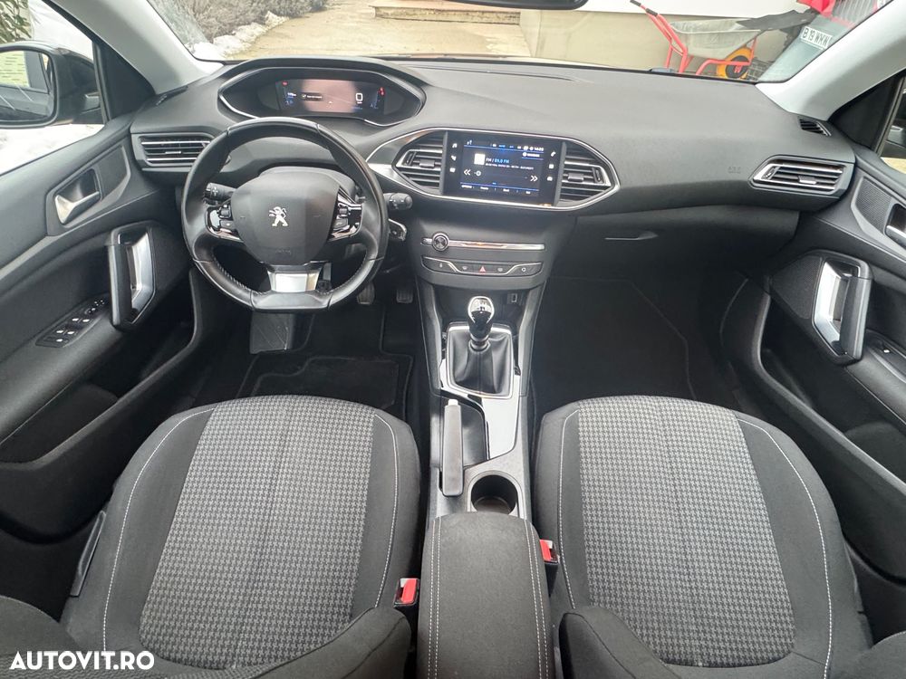 Peugeot 308 BlueHDi 130 Stop & Start Active Pack - 11