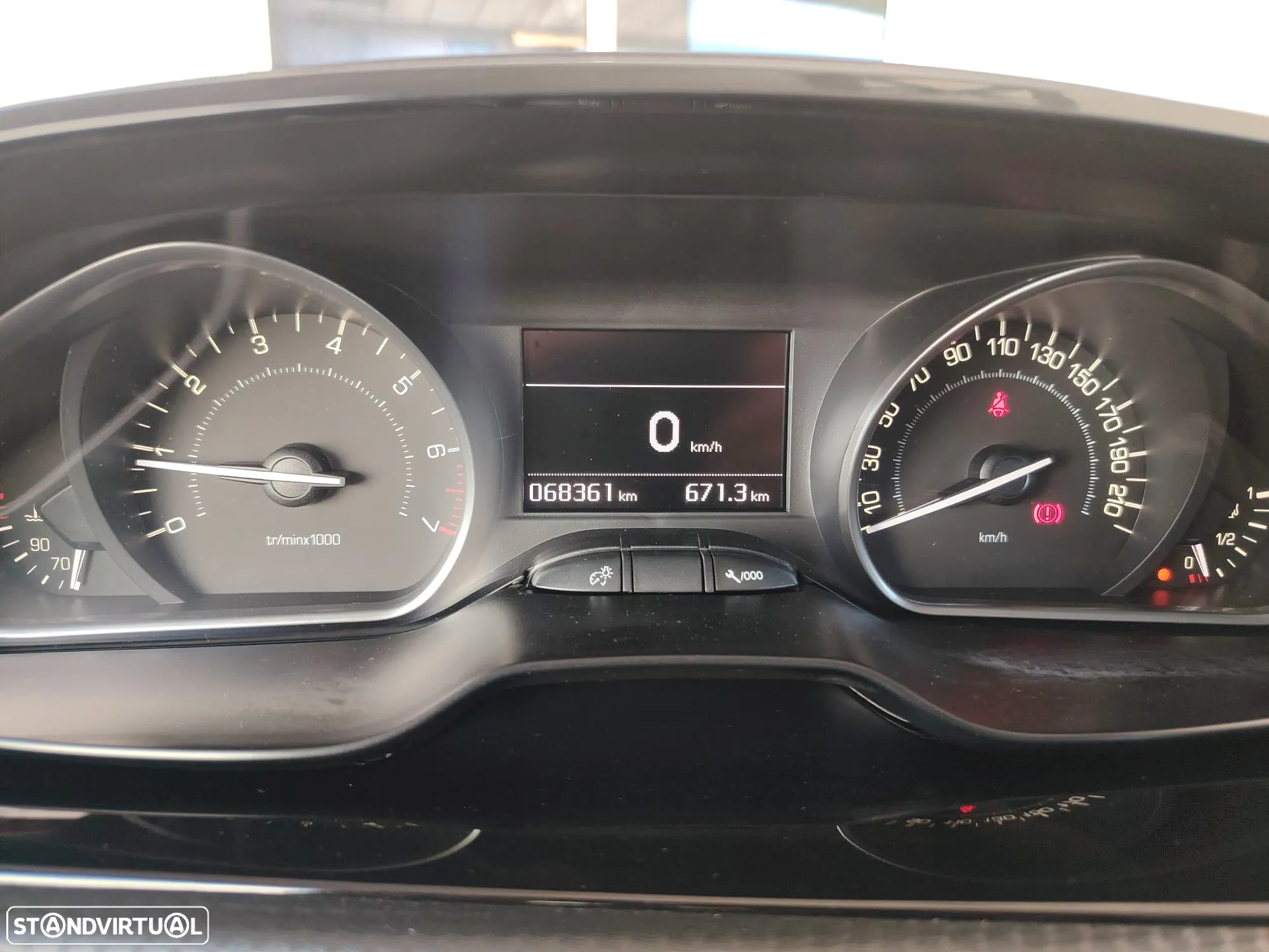 Peugeot 208 1.2 PureTech GT Line - 7