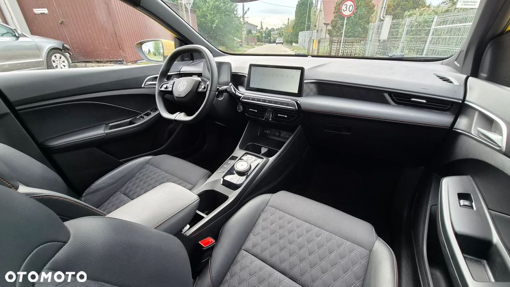 MG MG3 1.5 HEV+ Exclusive - 19