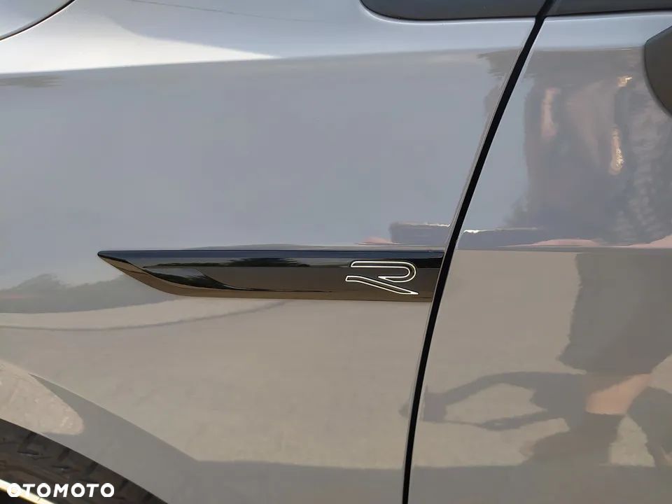 Volkswagen Golf - 16